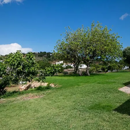 Casa de Férias Cerca Velha - *
